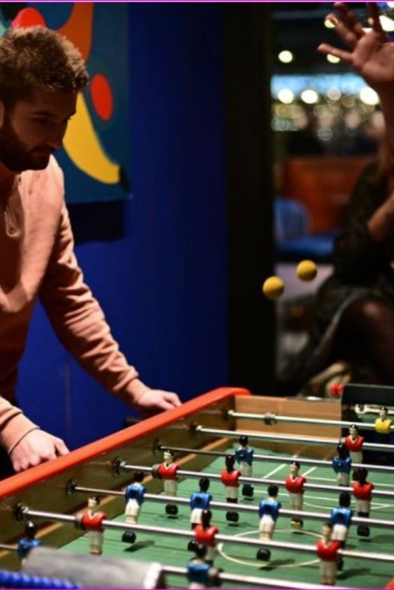 Technique in foosball